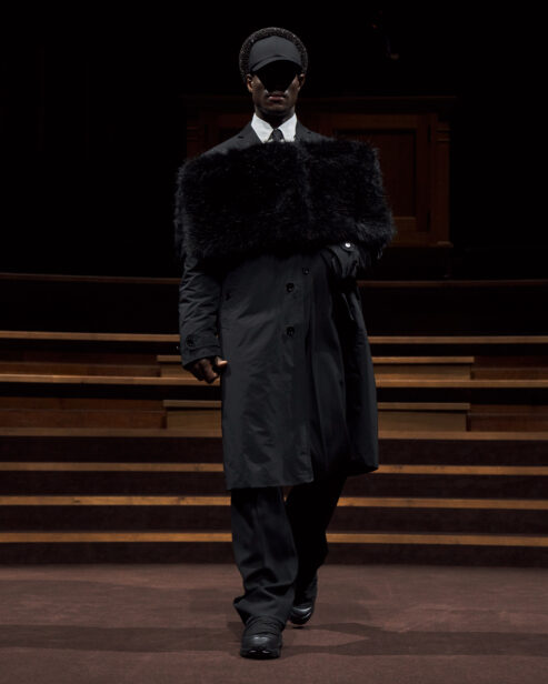 burberry-autumn-winter-2022-menswear-collection-look-38-1.jpg