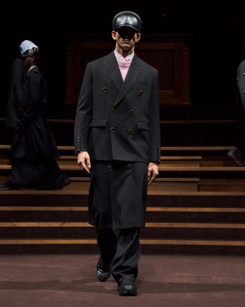burberry-autumn-winter-2022-menswear-collection-look-5-1.jpg