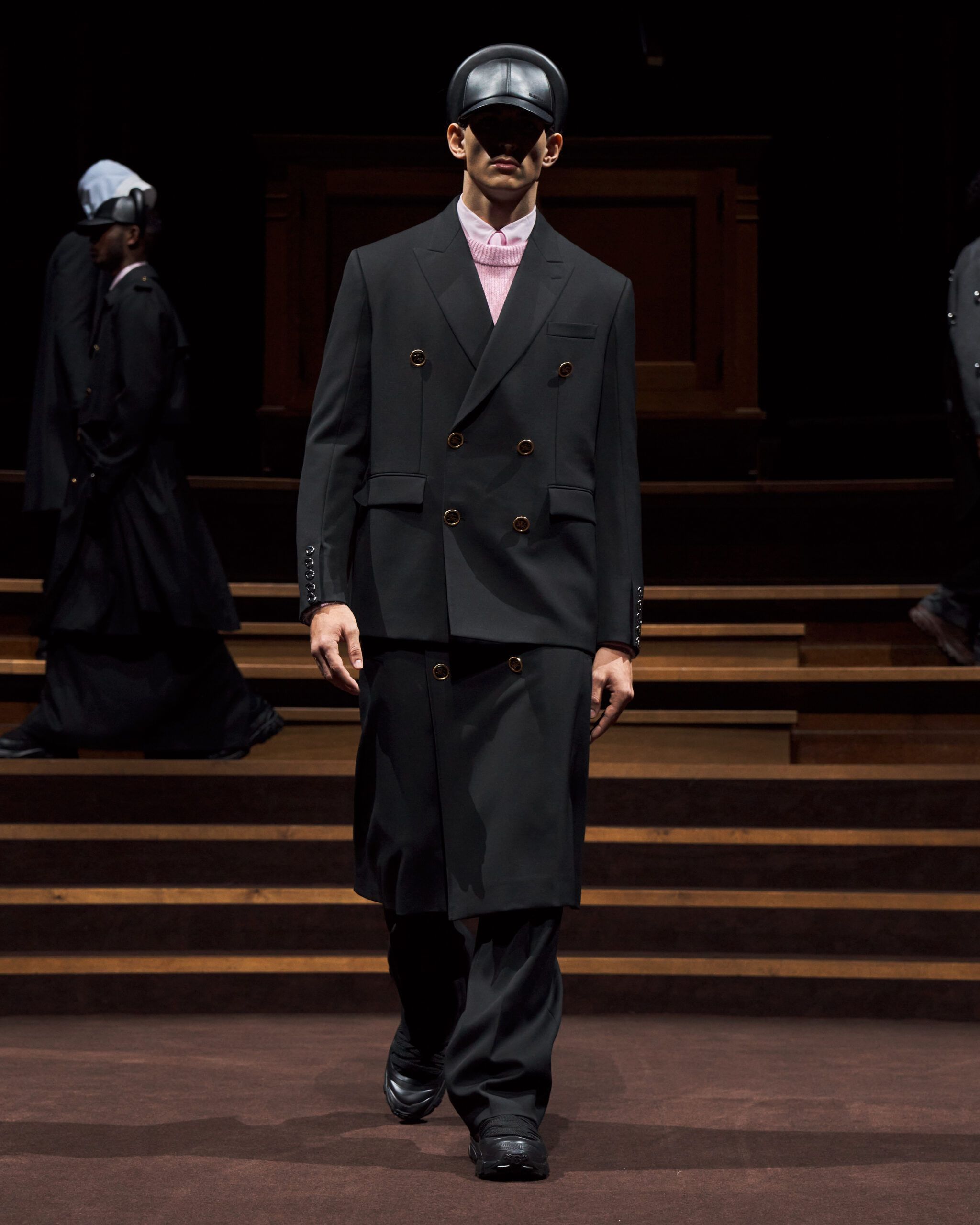 burberry-autumn-winter-2022-menswear-collection-look-5-1.jpg
