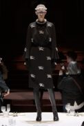 burberry-autumn-winter-2022-womenswear-collection-look-12-1.jpg