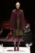 burberry-autumn-winter-2022-womenswear-collection-look-41-1.jpg