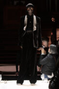 burberry-autumn-winter-2022-womenswear-collection-look-50-1.jpg