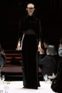 burberry-autumn-winter-2022-womenswear-collection-look-52-1.jpg