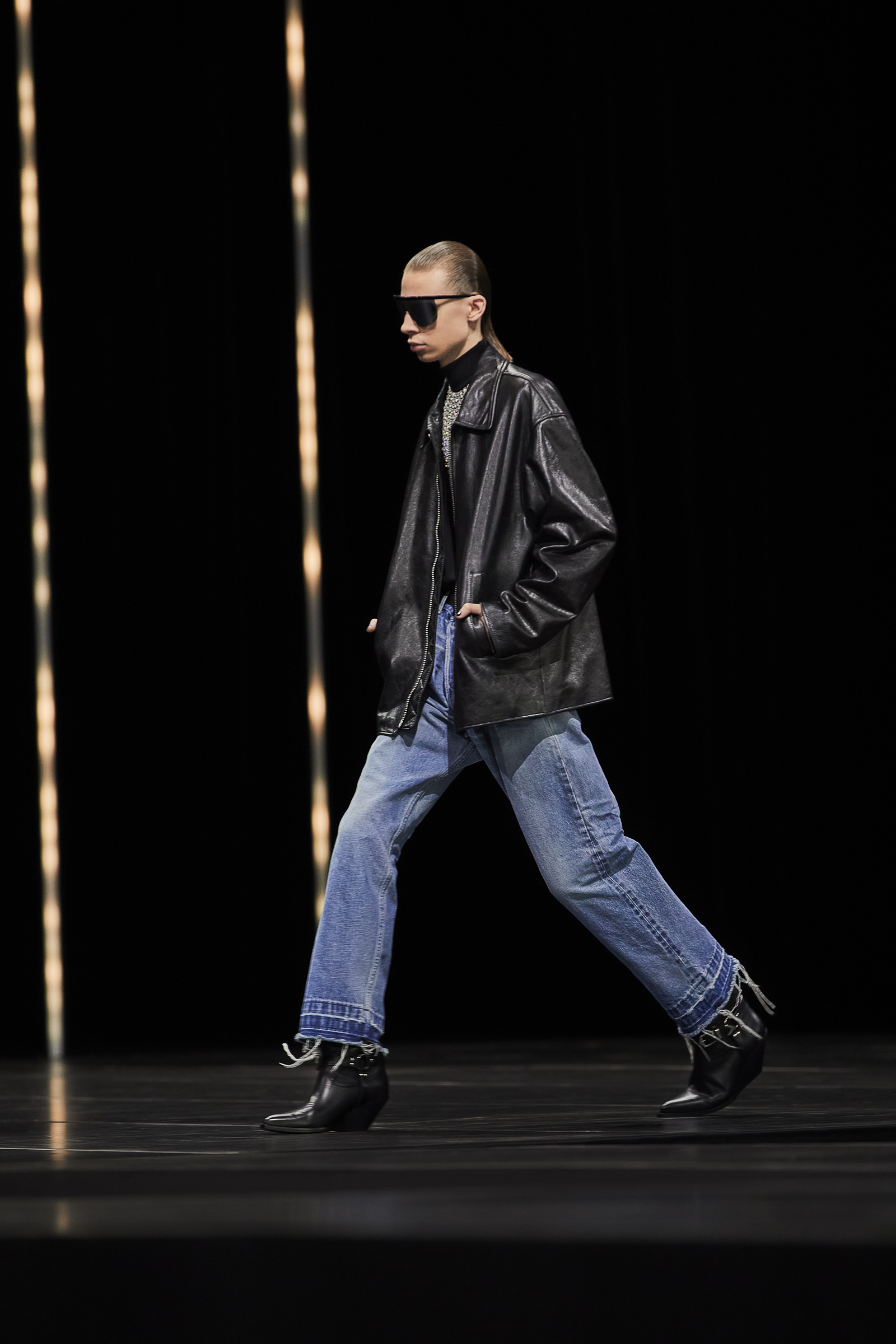 celine-homme-winter-22-boy-doll-print-look-04-01-1.jpg