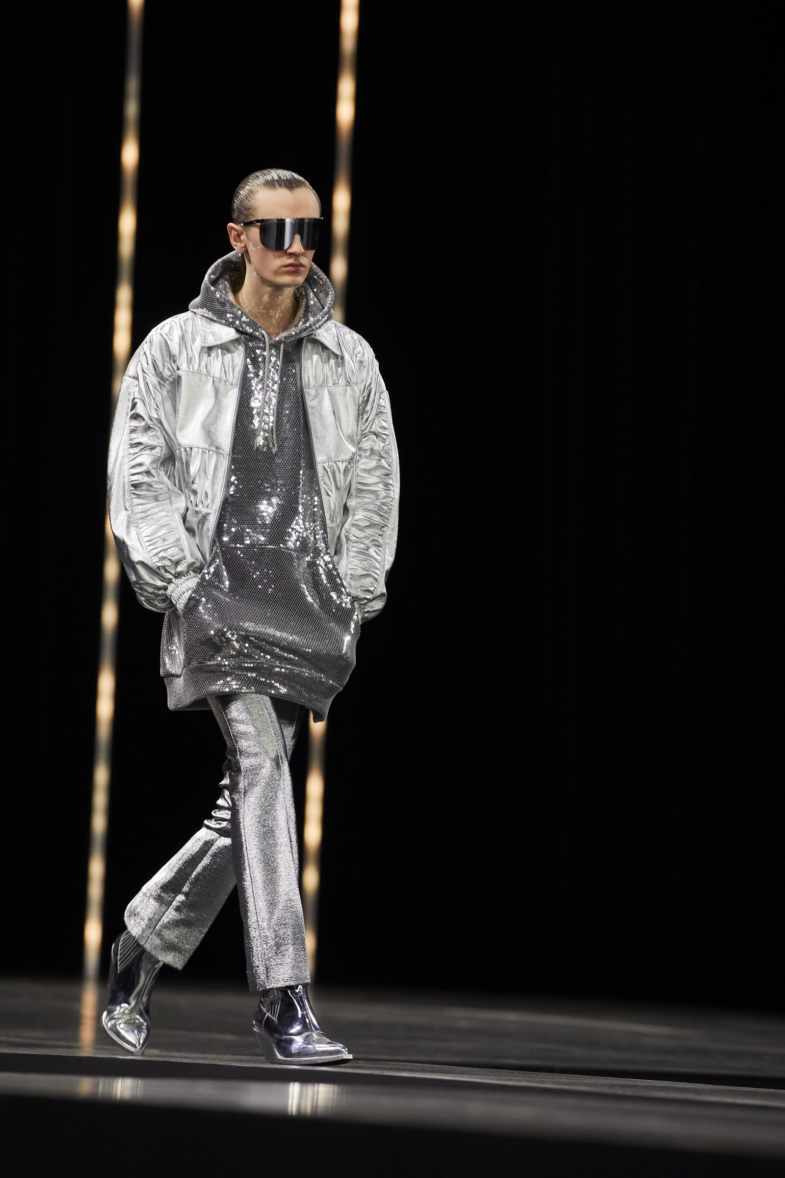 celine-homme-winter-22-boy-doll-print-look-57-02-1.jpg