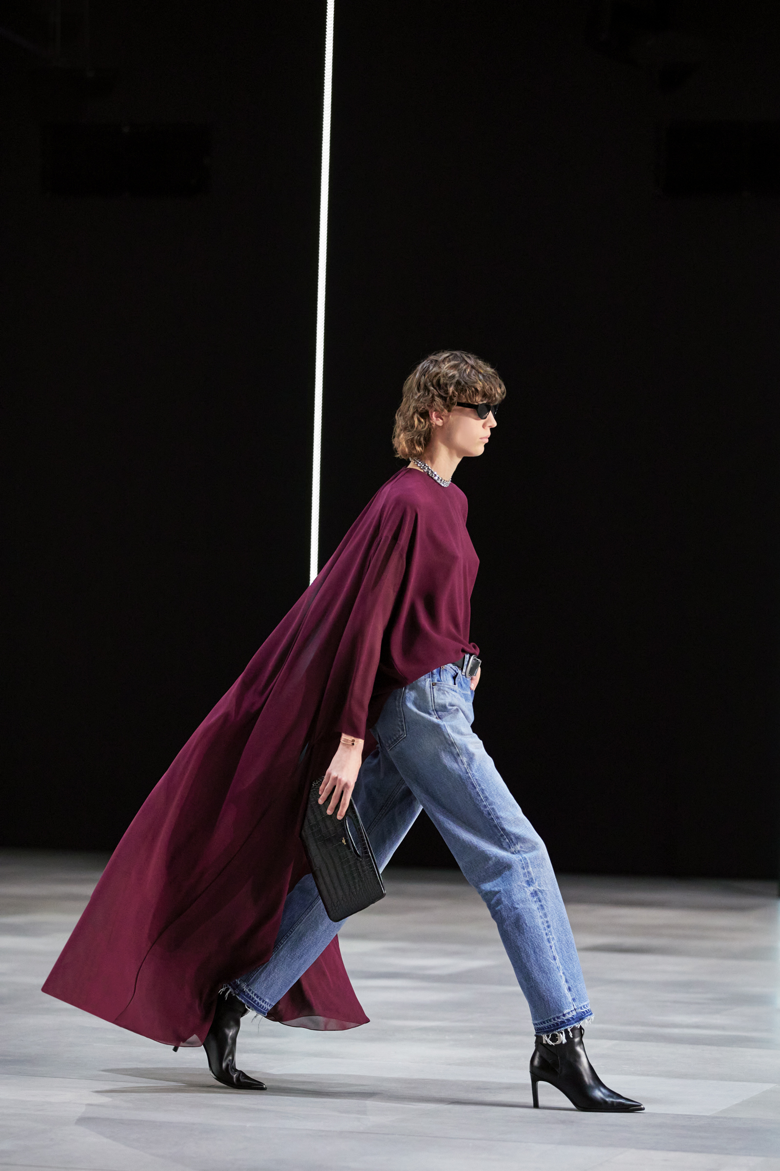 celine-women-winter22-print-look-01-03-1.jpg
