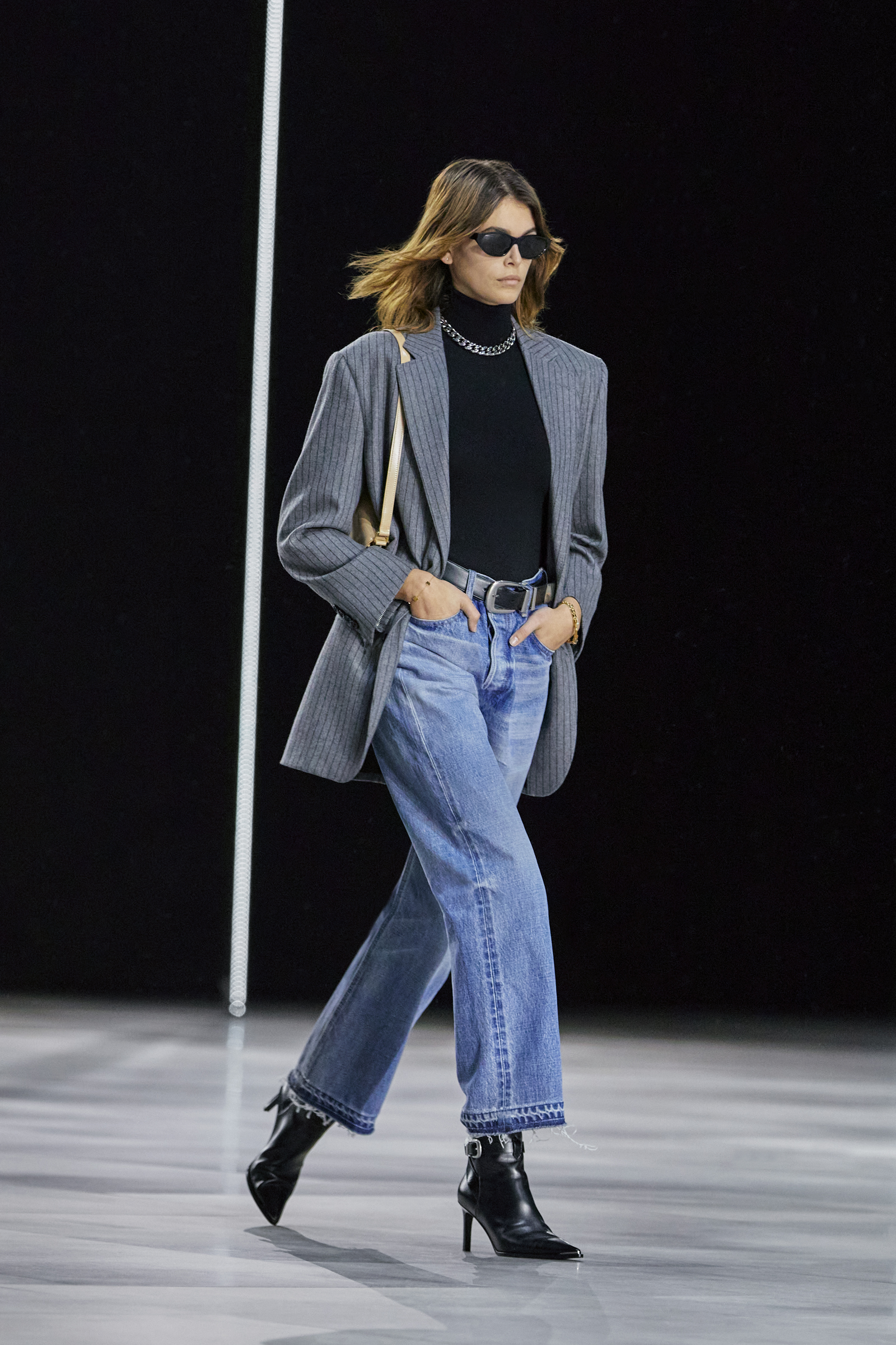 celine-women-winter22-print-look-06-02-1.jpg