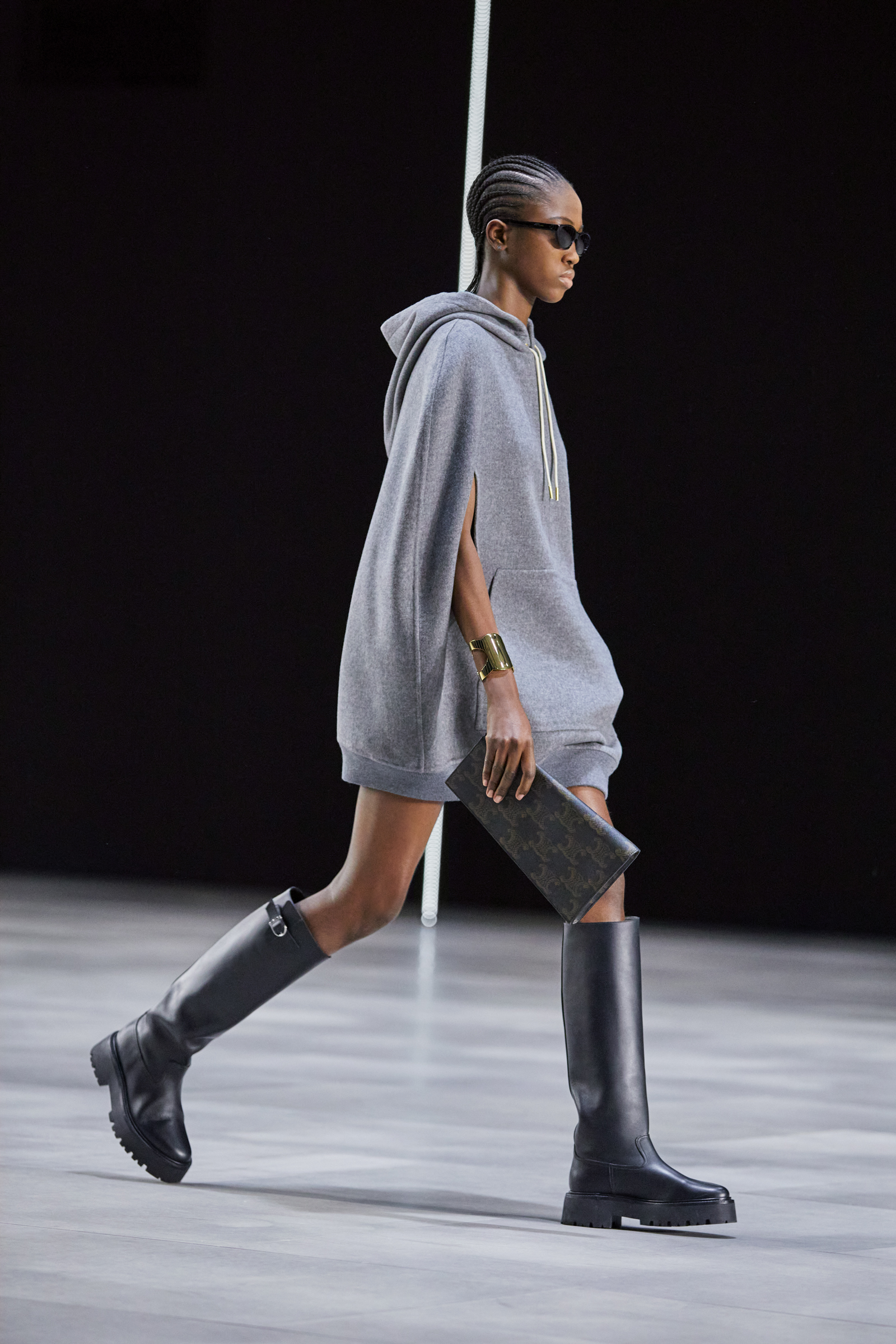 celine-women-winter22-print-look-18-01-1.jpg