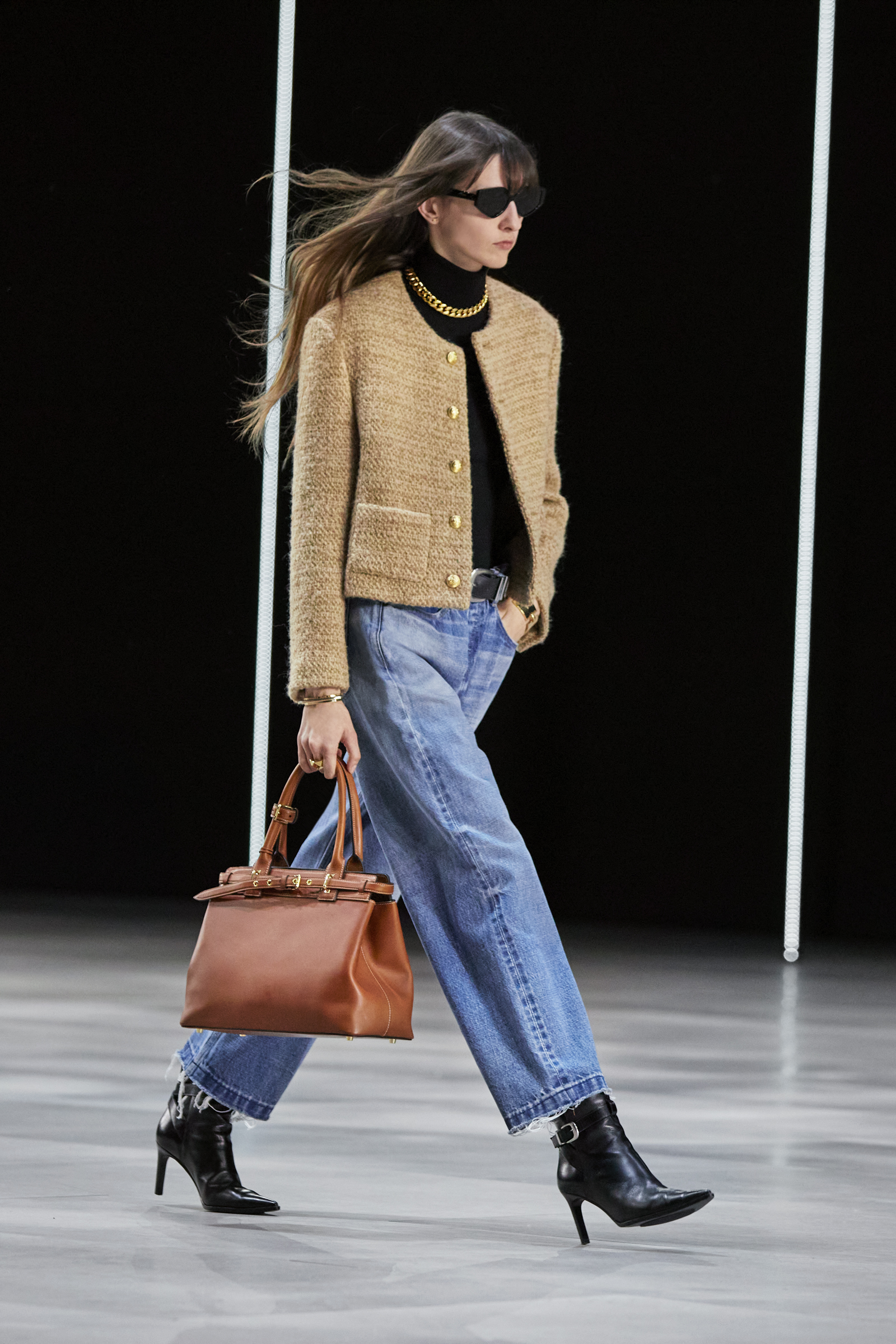 celine-women-winter22-print-look-23-01-1.jpg
