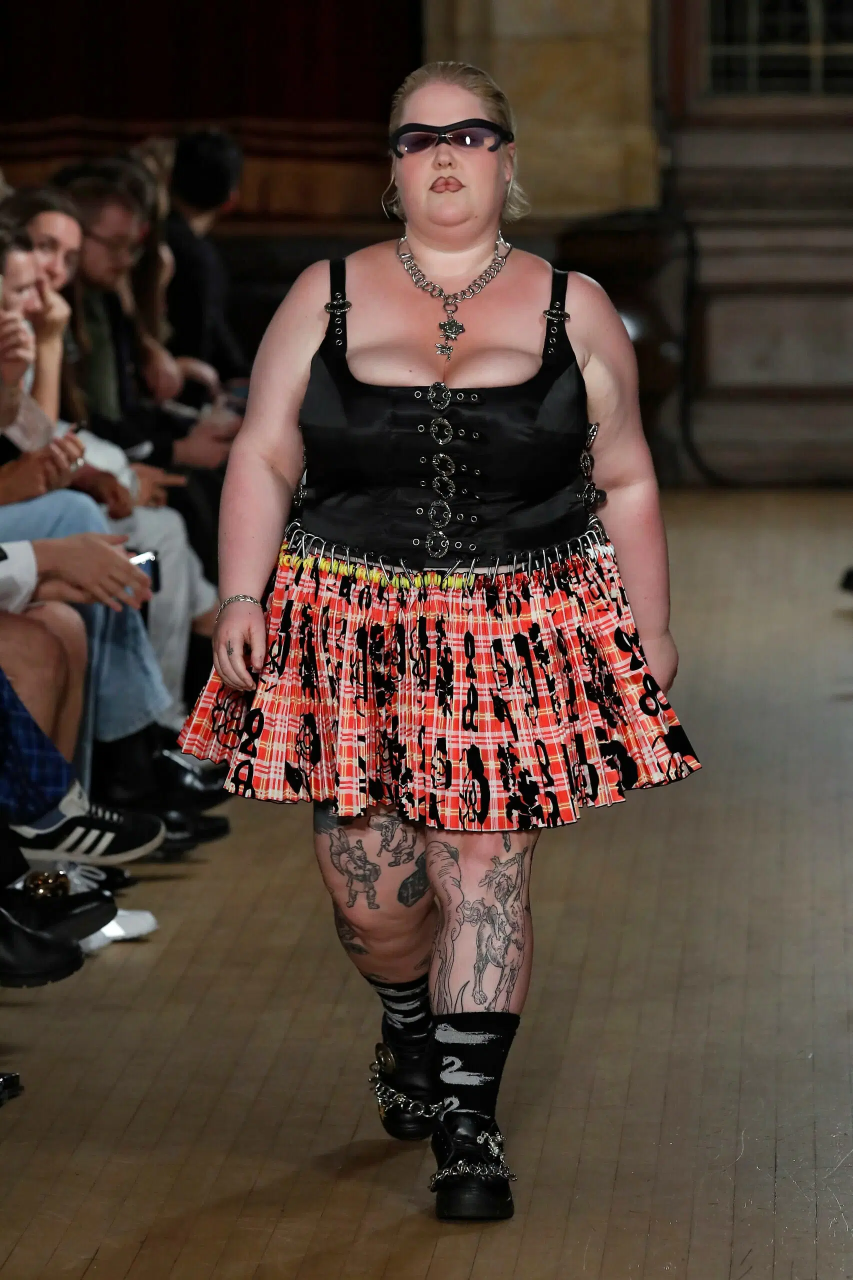 Chopova-Lowena-Ready-To-Wear-Spring-Summer-2023-London-Fashion-Week-Runway-023