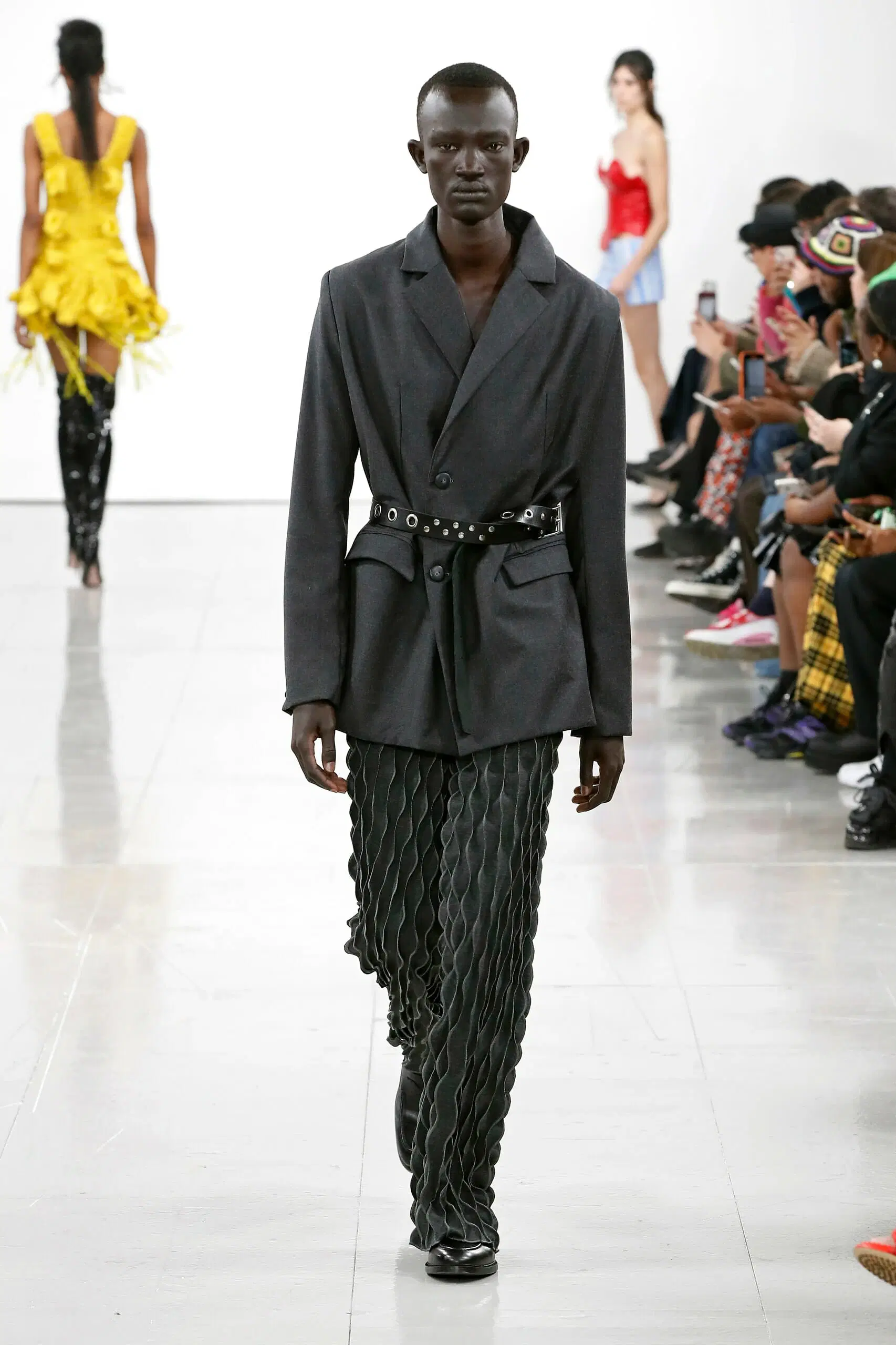 FEBEN-Ready-To-Wear-Spring-Summer-2023-London-Fashion-Week-Runway-003