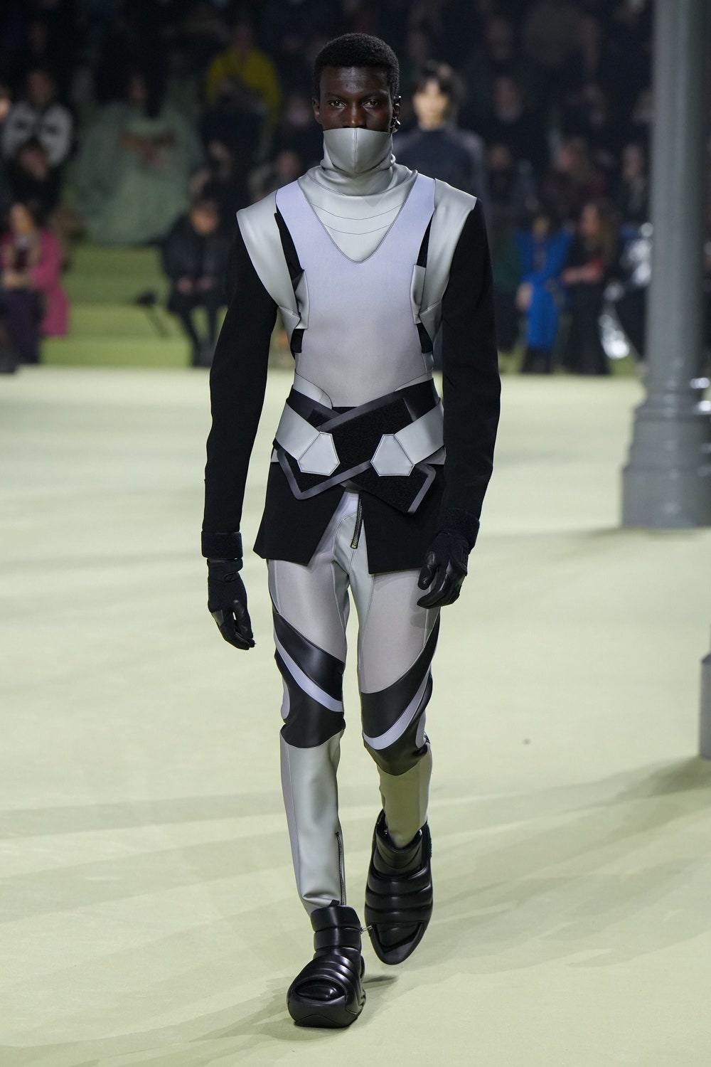 fio00710-1.jpg