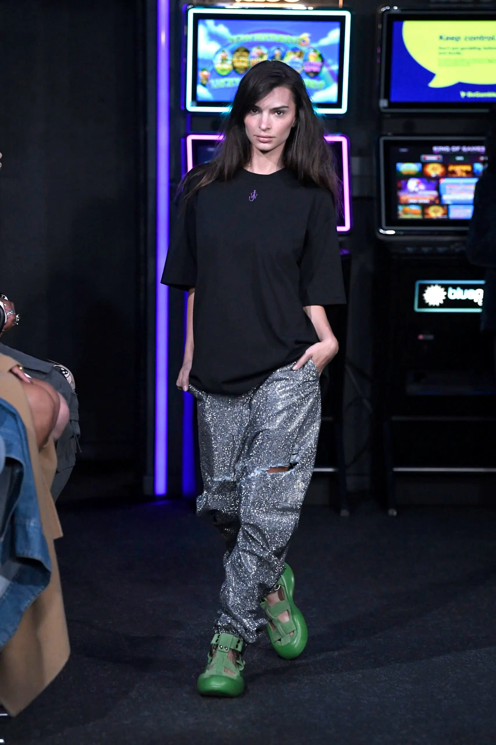 JW-Anderson-Ready-To-Wear-Spring-Summer-2023-London-Fashion-Week-Runway-031