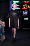 JW-Anderson-Ready-To-Wear-Spring-Summer-2023-London-Fashion-Week-Runway-037