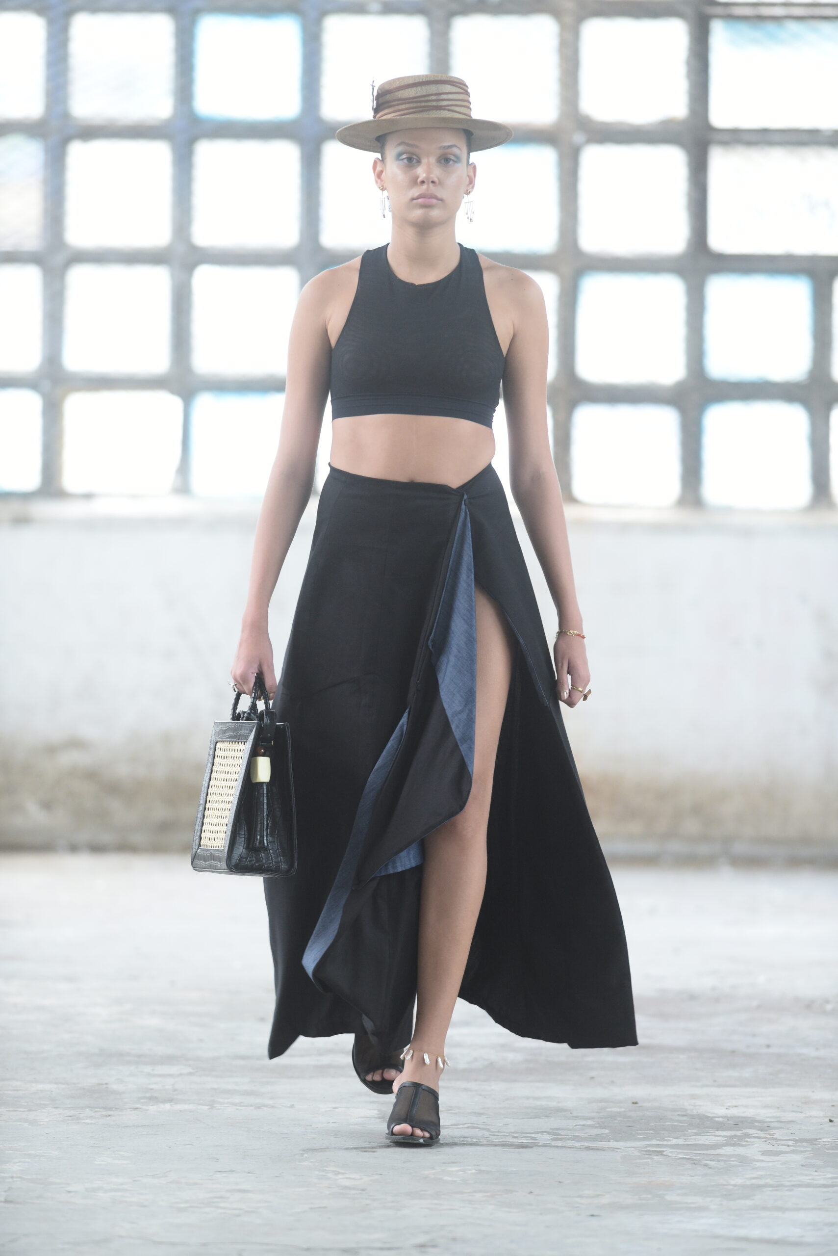 look-8-modelo-mariana-oliveira-fotografo-luis-moras-5.jpg