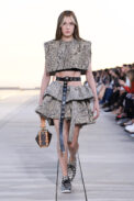 look0004-1.jpg