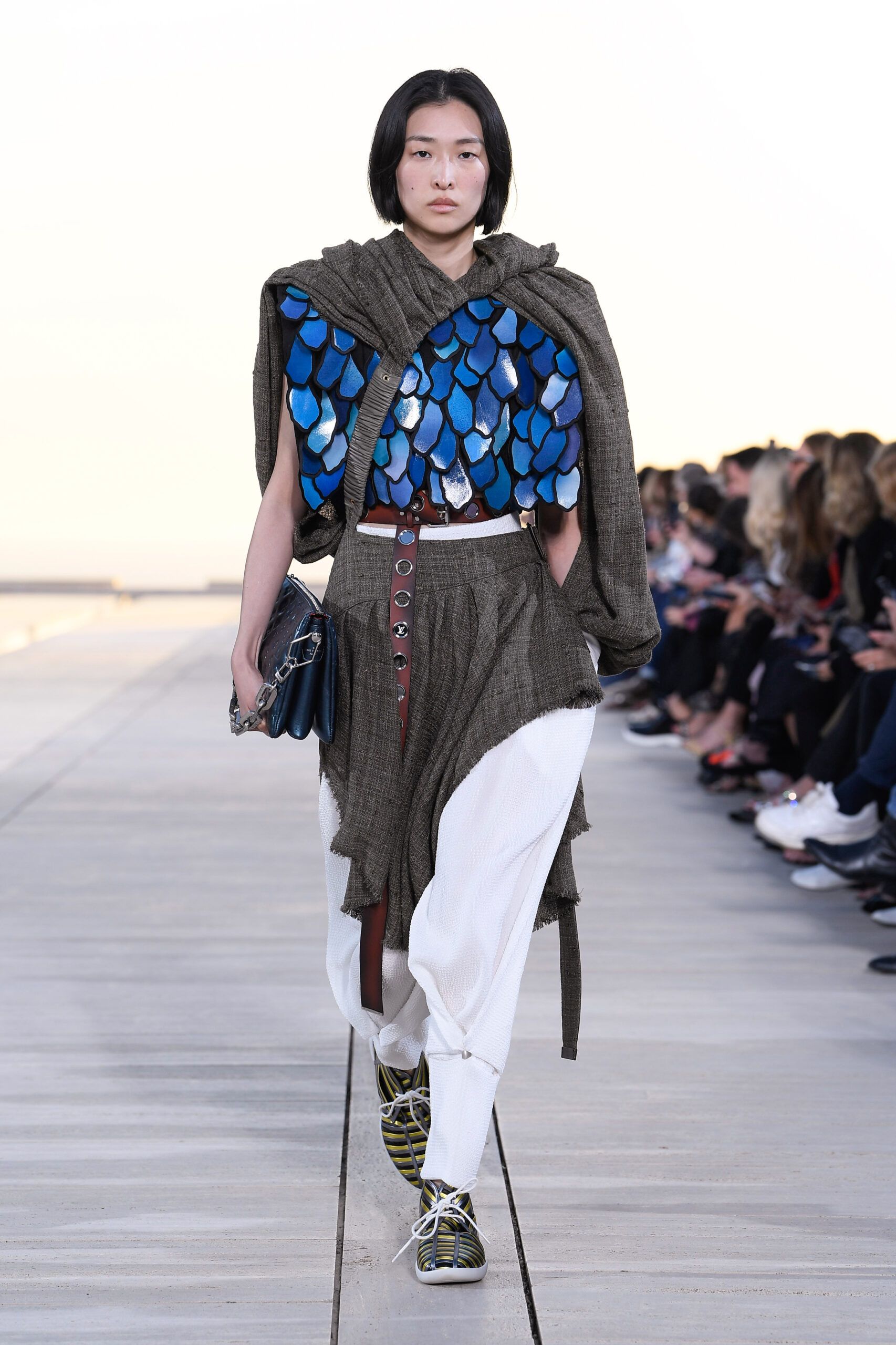 look0007-1.jpg