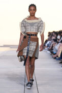 look0017-1.jpg