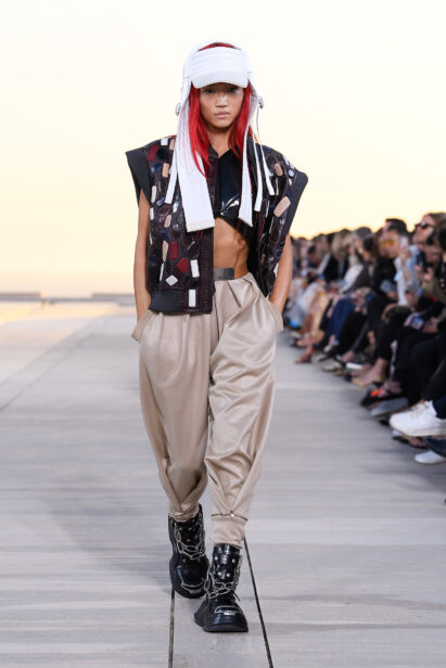 look0039-1.jpg