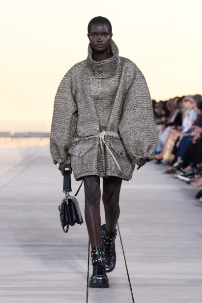 look0041-1.jpg
