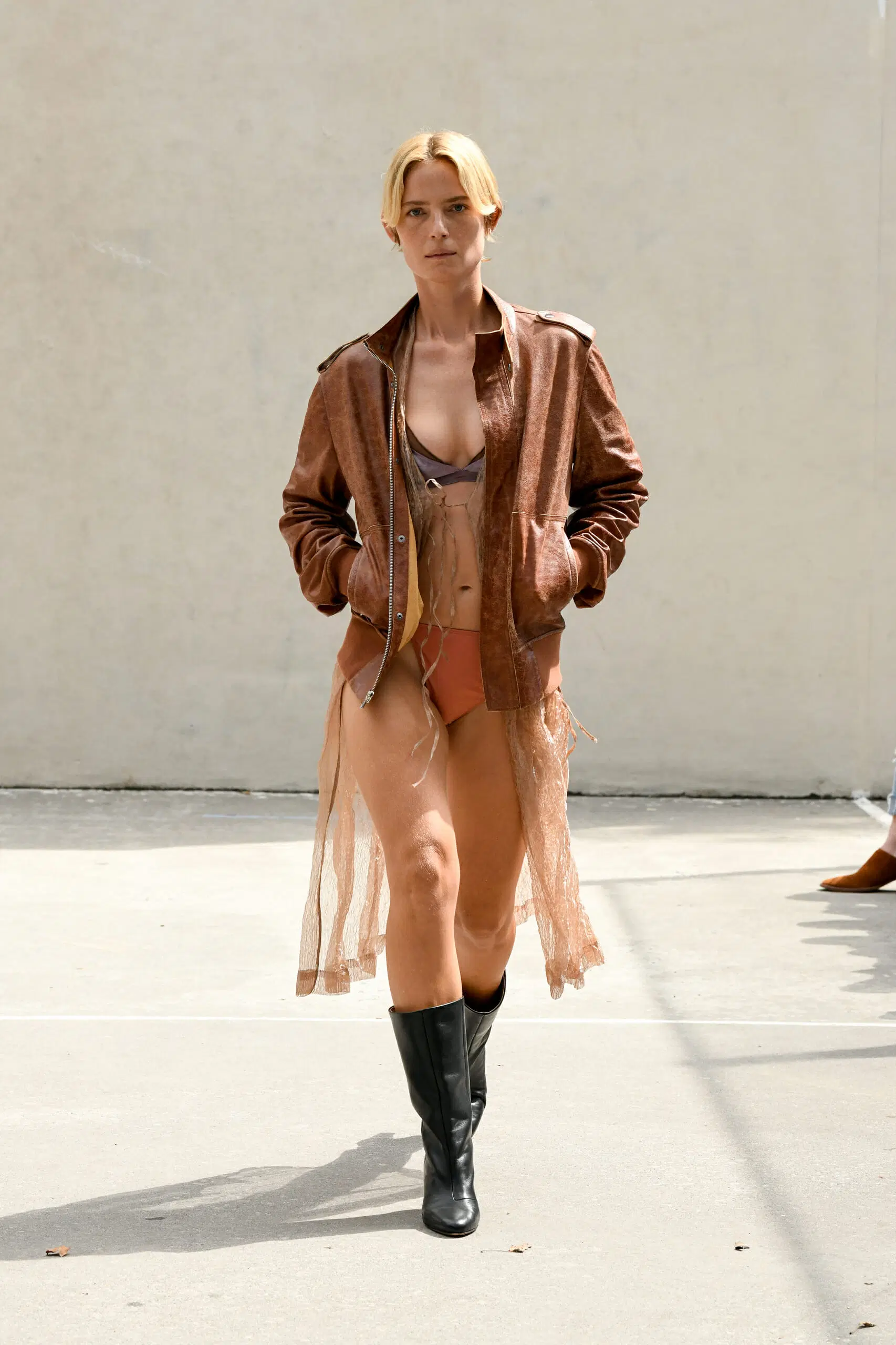 Maryam-Nassir-Zadeh-Ready-To-Wear-Spring-Summer-2023-New-York-Fashion-Week-Runway-006