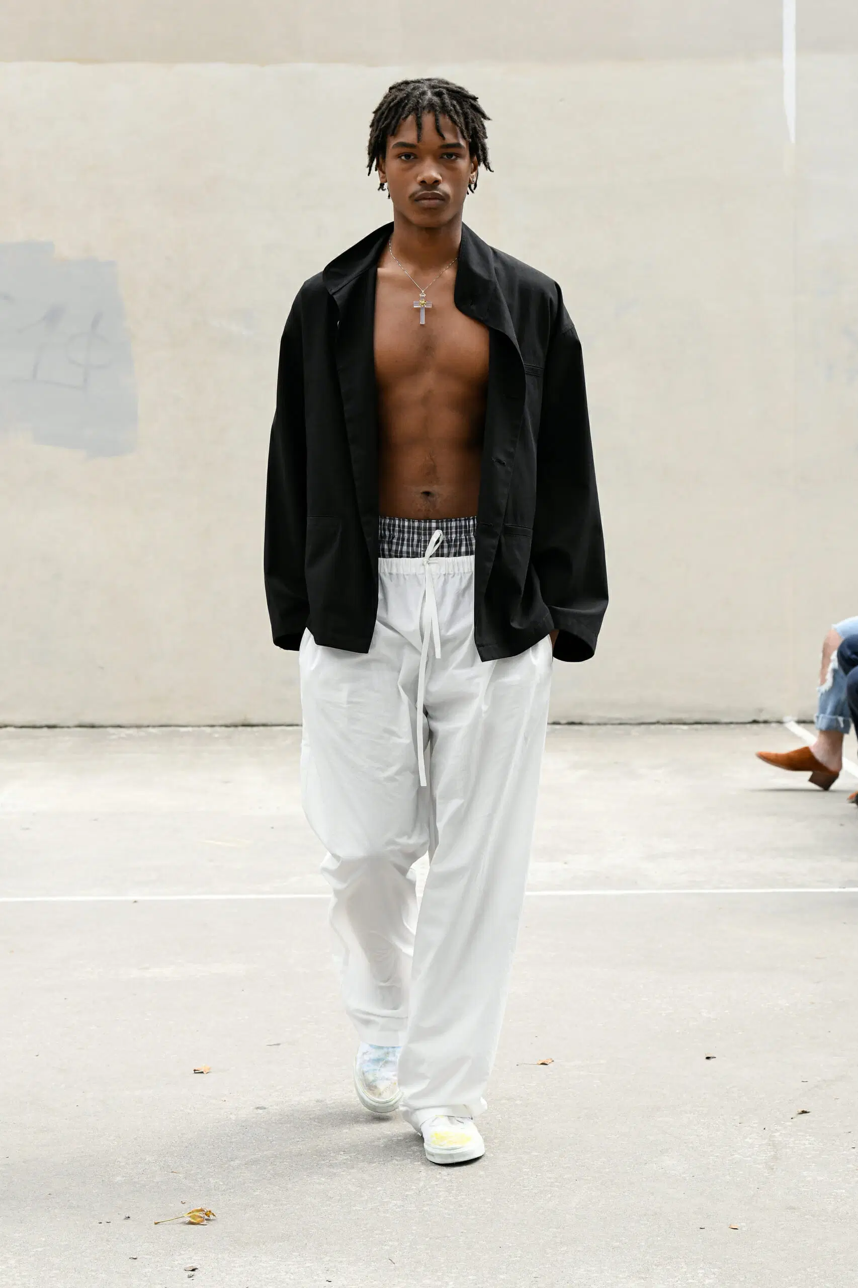 Maryam-Nassir-Zadeh-Ready-To-Wear-Spring-Summer-2023-New-York-Fashion-Week-Runway-016