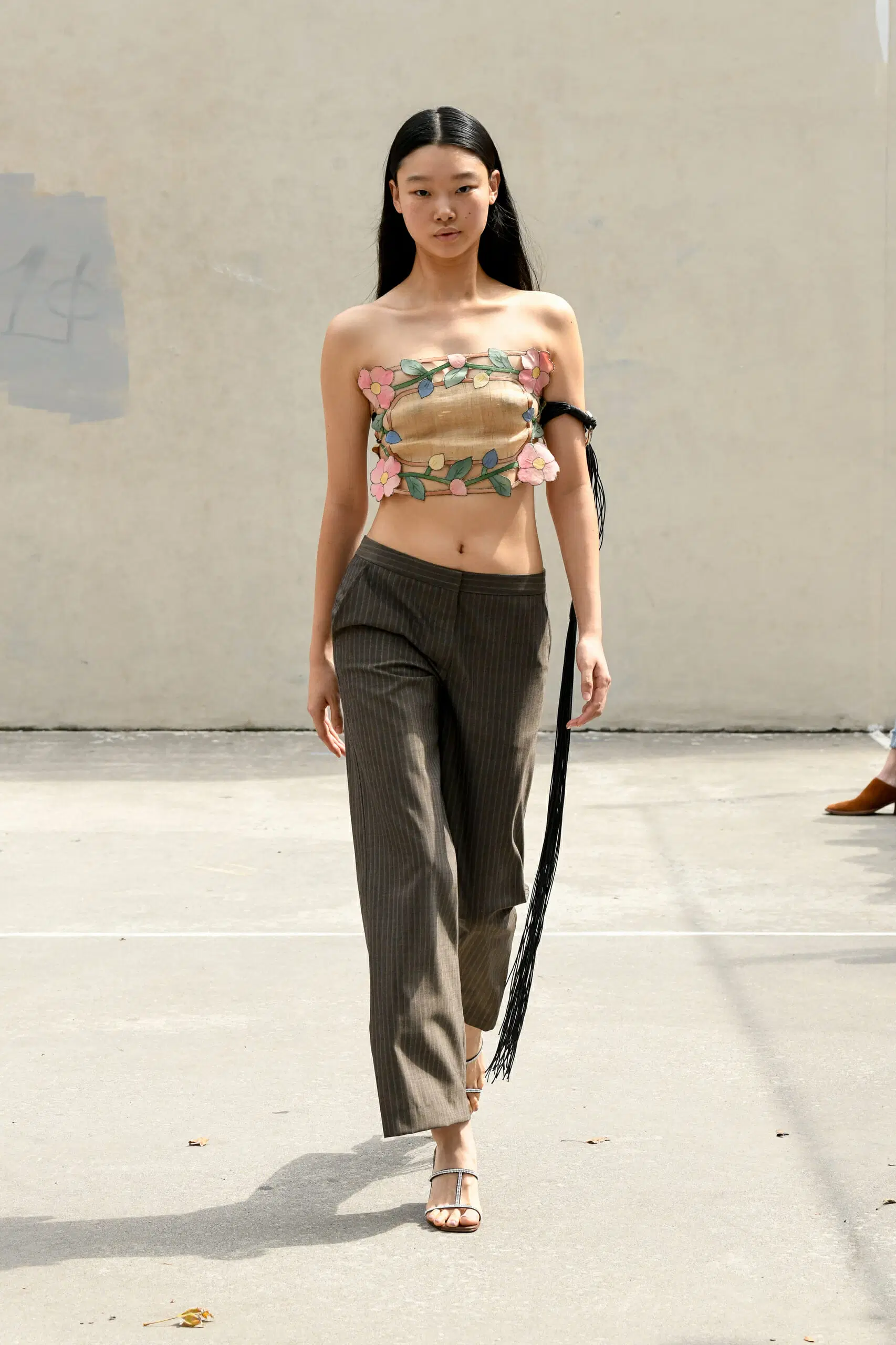 Maryam-Nassir-Zadeh-Ready-To-Wear-Spring-Summer-2023-New-York-Fashion-Week-Runway-026