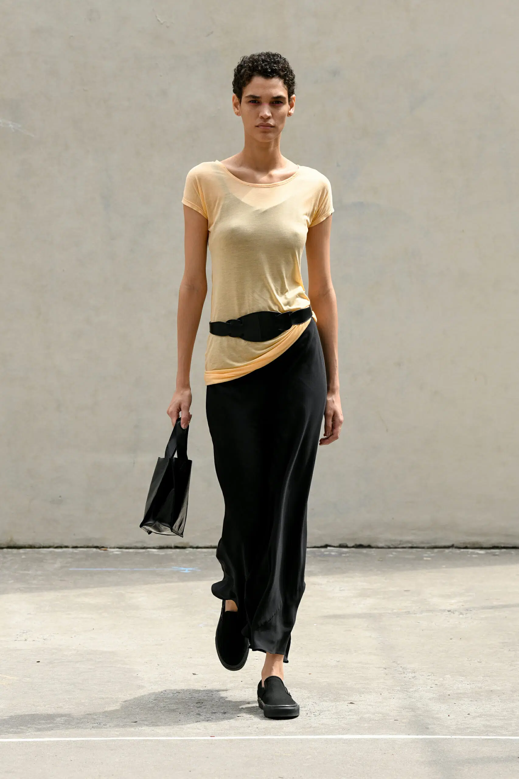 Maryam-Nassir-Zadeh-Ready-To-Wear-Spring-Summer-2023-New-York-Fashion-Week-Runway-031