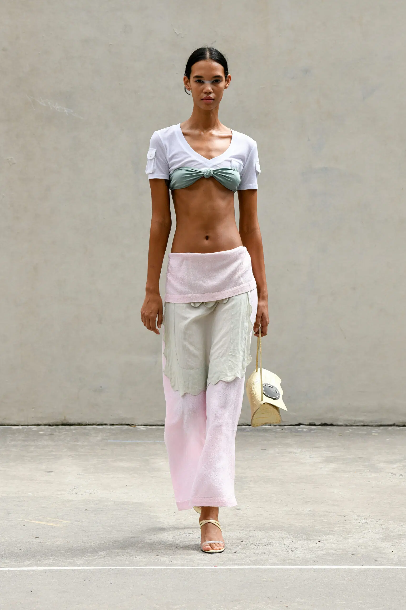 Maryam-Nassir-Zadeh-Ready-To-Wear-Spring-Summer-2023-New-York-Fashion-Week-Runway-035