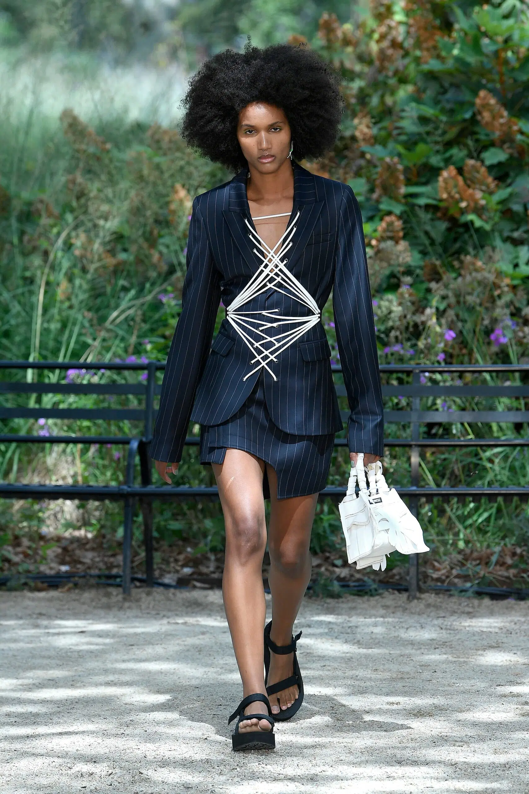 Monse-Ready-To-Wear-Spring-Summer-2023-New-York-Fashion-Week-Runway-037