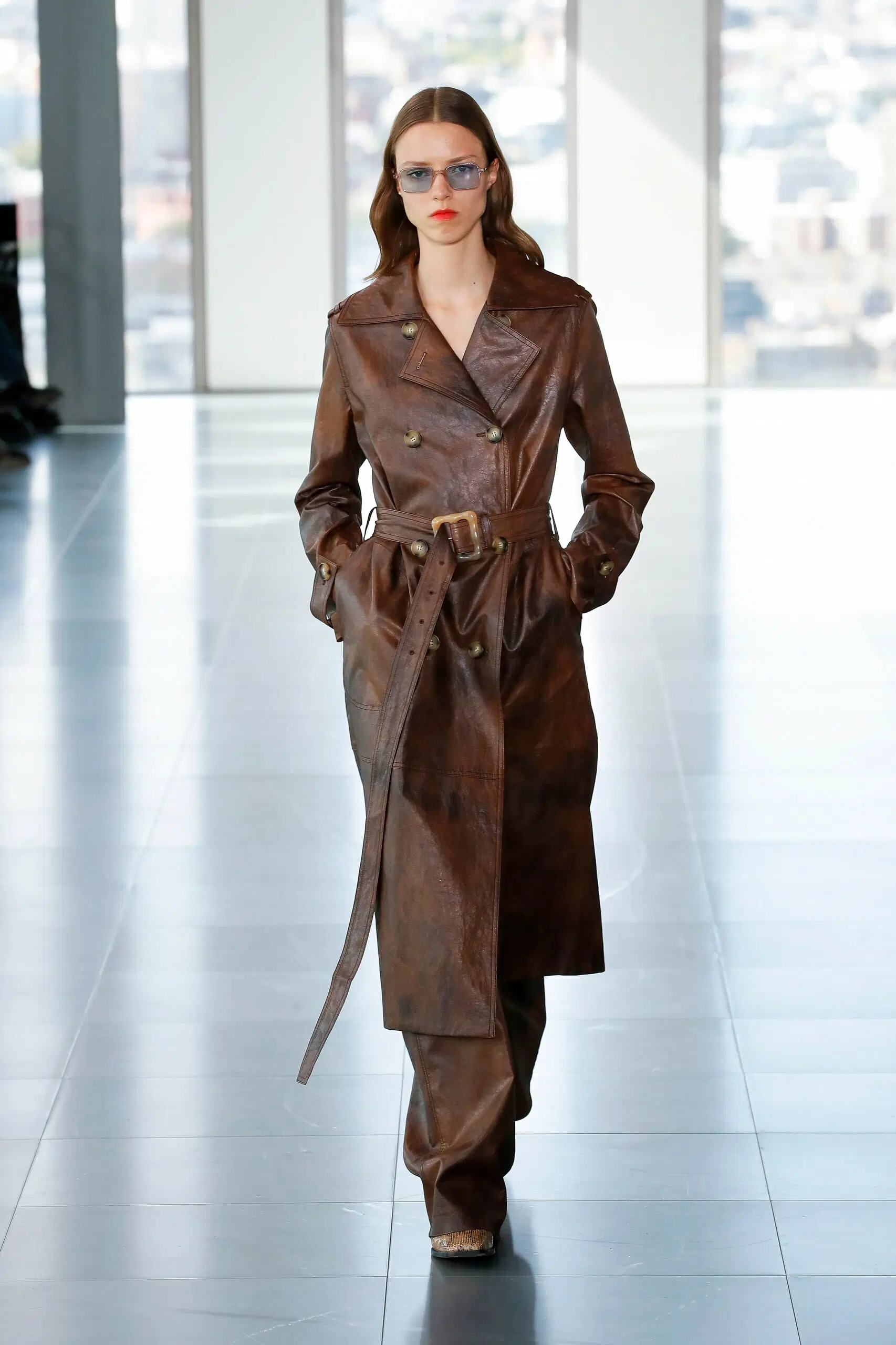 Rejina-Pyo-Ready-To-Wear-Spring-Summer-2023-London-Fashion-Week-Runway-010