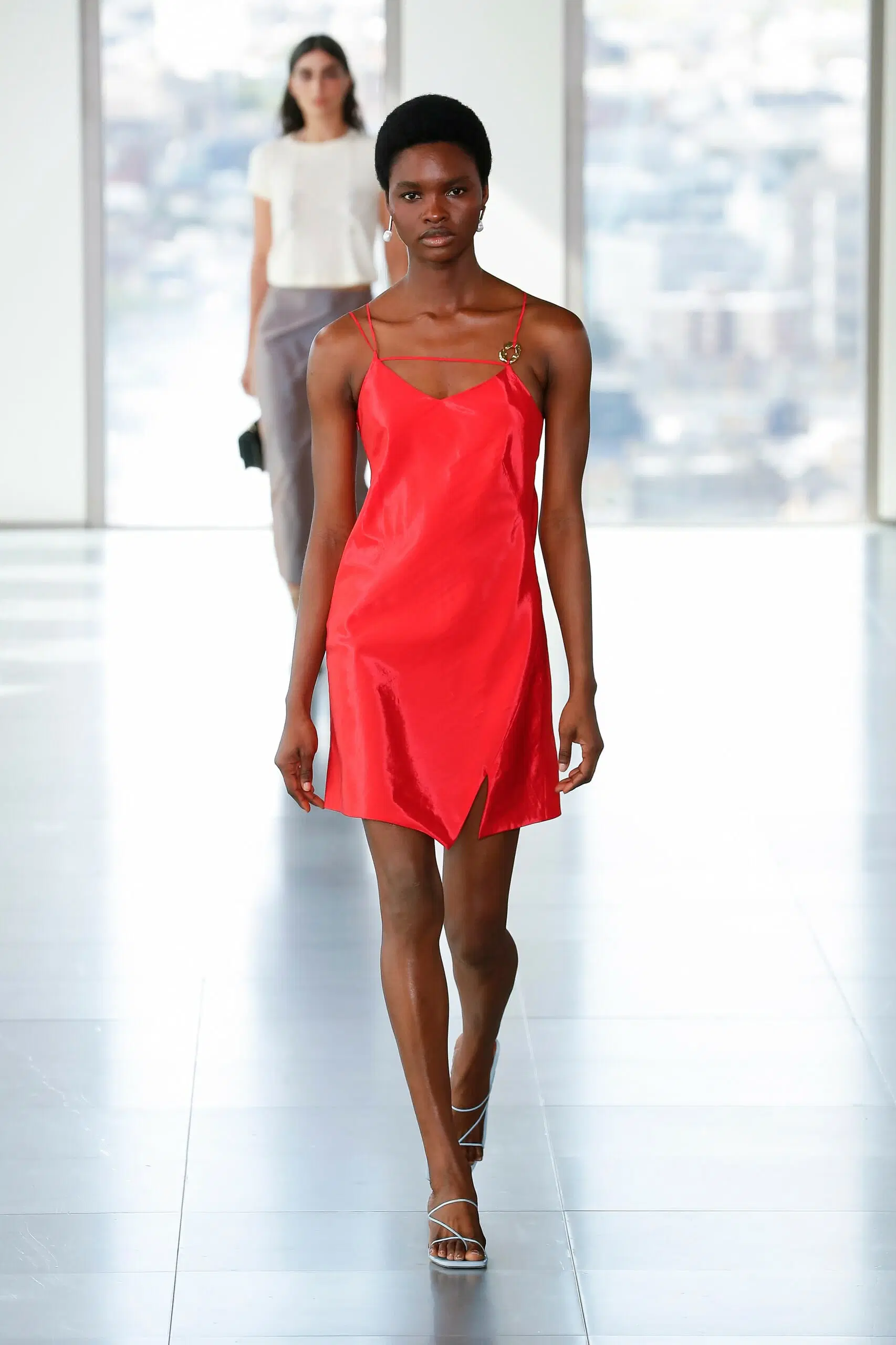 Rejina-Pyo-Ready-To-Wear-Spring-Summer-2023-London-Fashion-Week-Runway-019