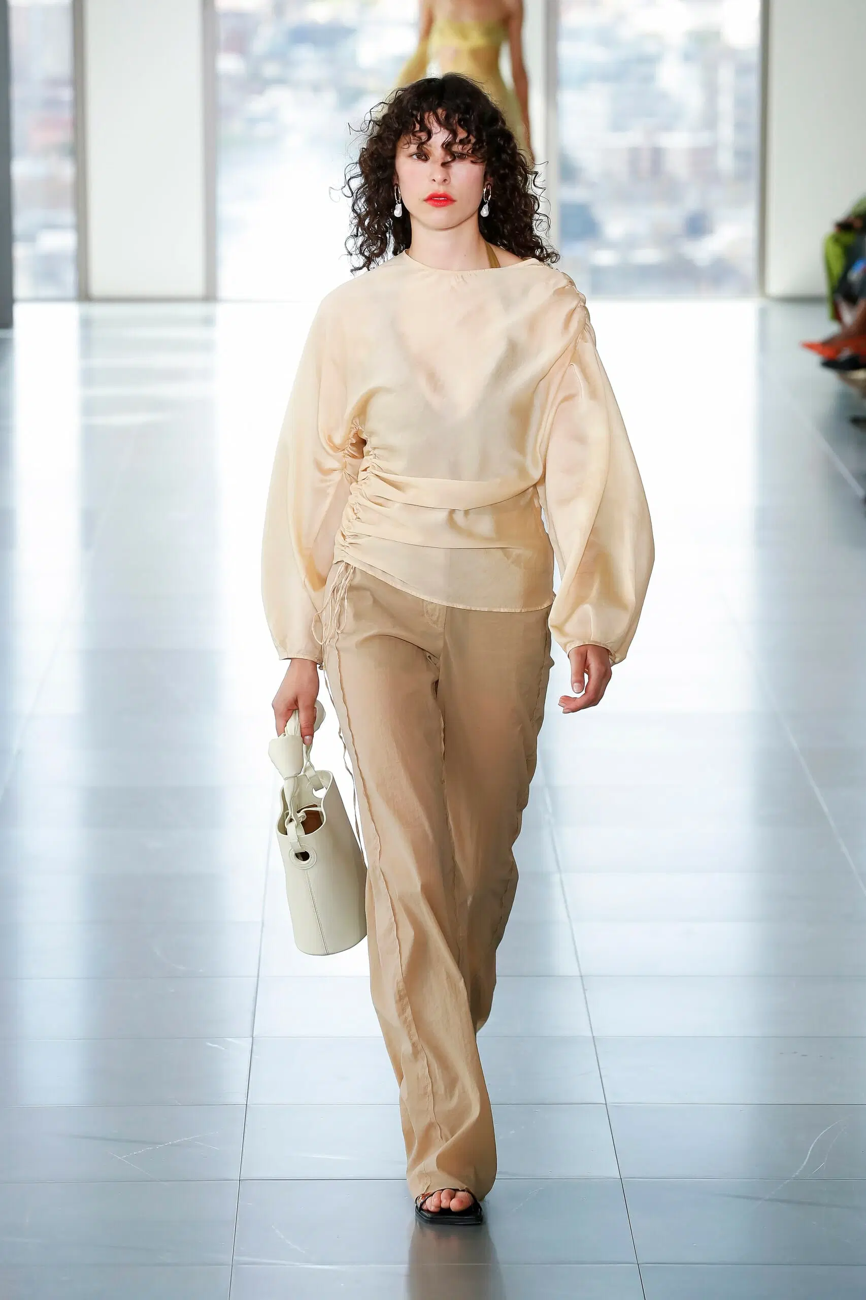 Rejina-Pyo-Ready-To-Wear-Spring-Summer-2023-London-Fashion-Week-Runway-024