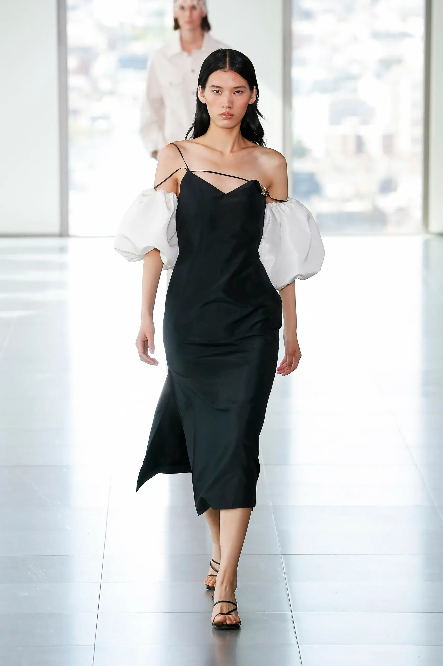 Rejina-Pyo-Ready-To-Wear-Spring-Summer-2023-London-Fashion-Week-Runway-033