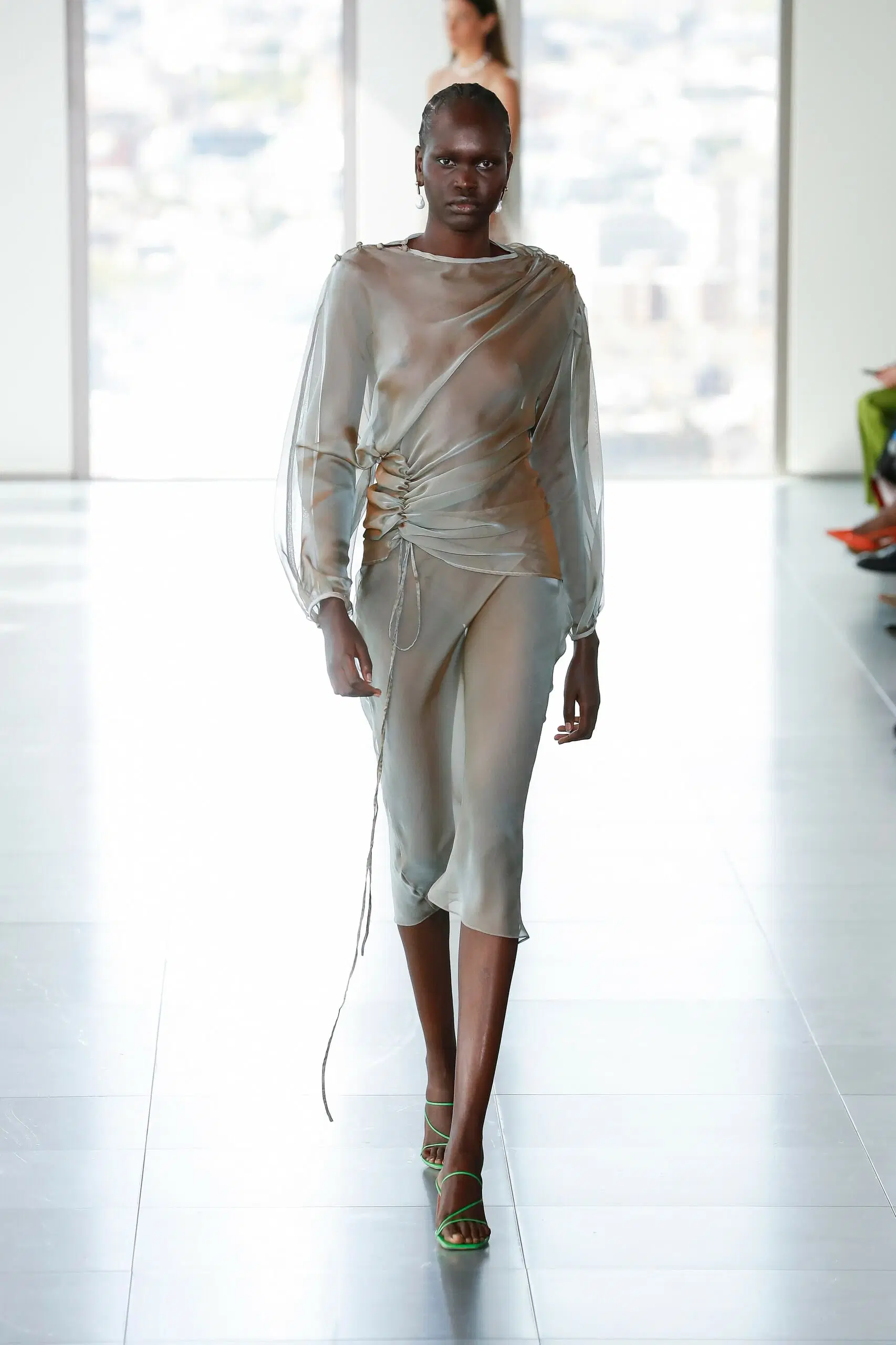 Rejina-Pyo-Ready-To-Wear-Spring-Summer-2023-London-Fashion-Week-Runway-035