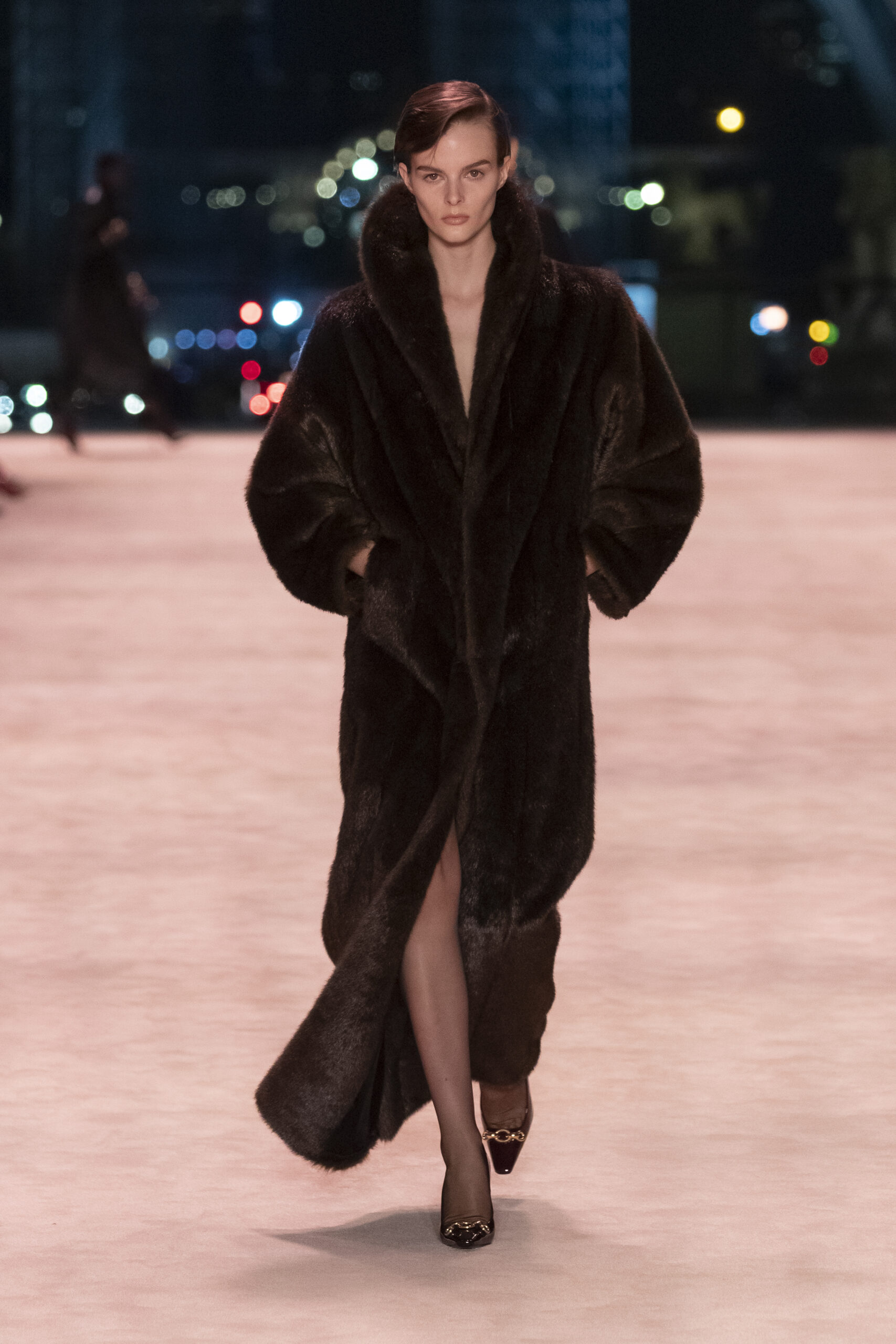 sl-winter-ss22-runway-hr-10-1.jpg