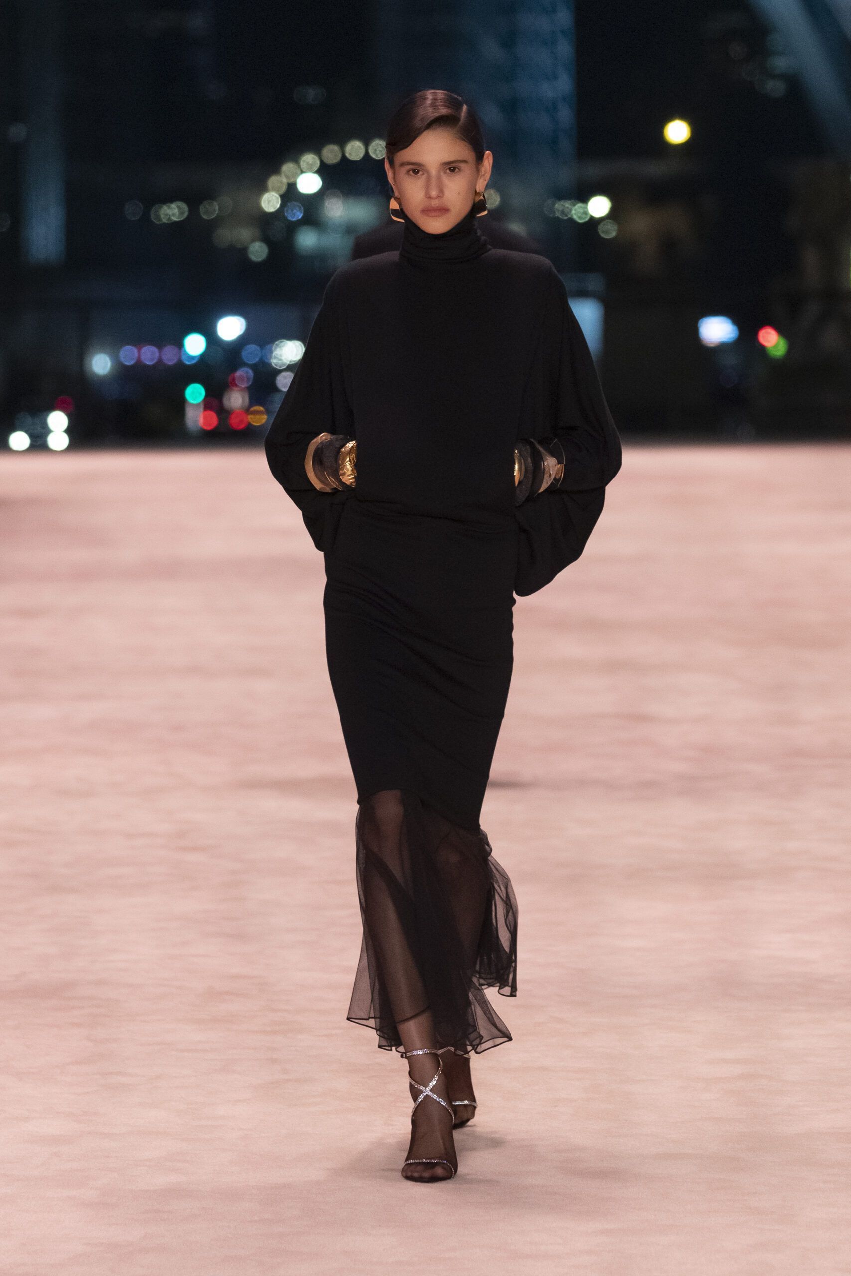 sl-winter-ss22-runway-hr-11-1.jpg