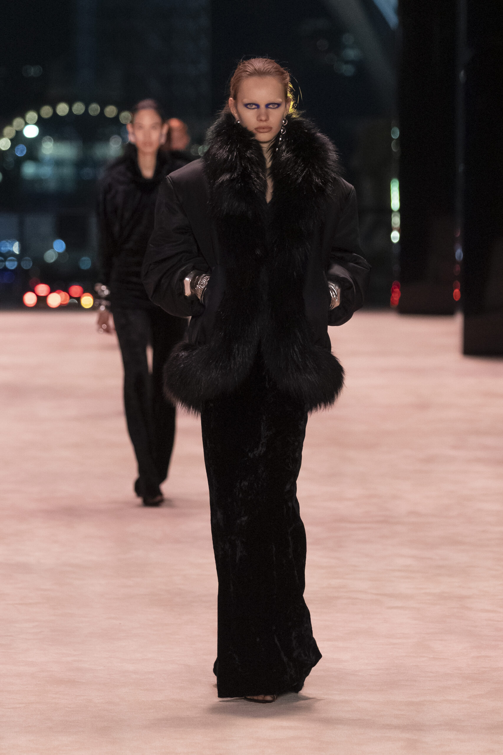 sl-winter-ss22-runway-hr-39-1.jpg
