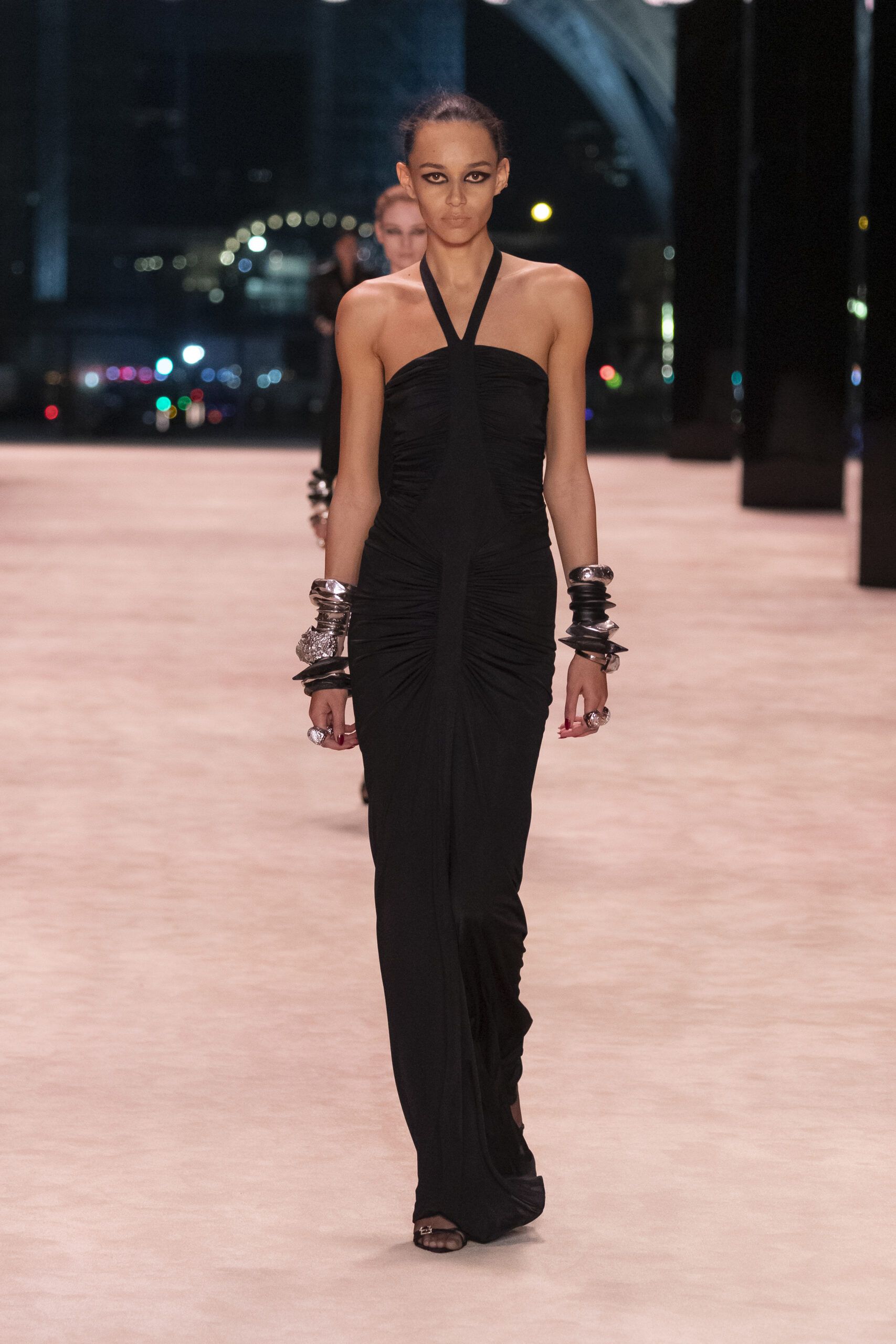 sl-winter-ss22-runway-hr-44-1.jpg