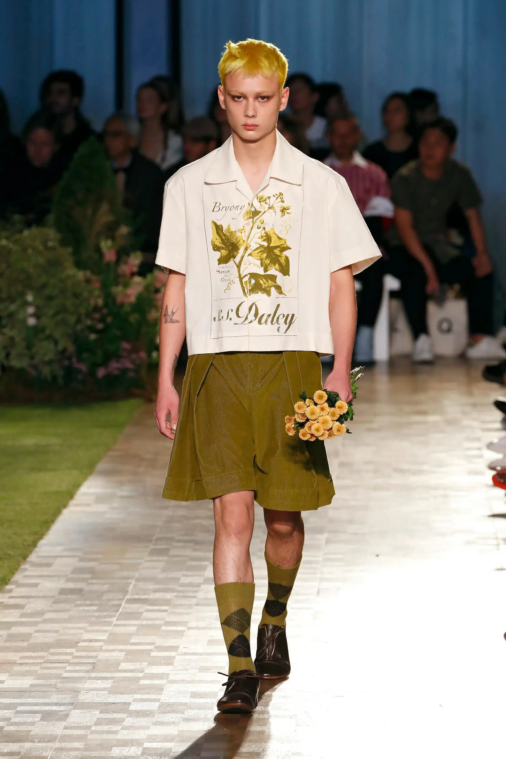SS-Daley-Ready-To-Wear-Spring-Summer-2023-London-Fashion-Week-Runway-014