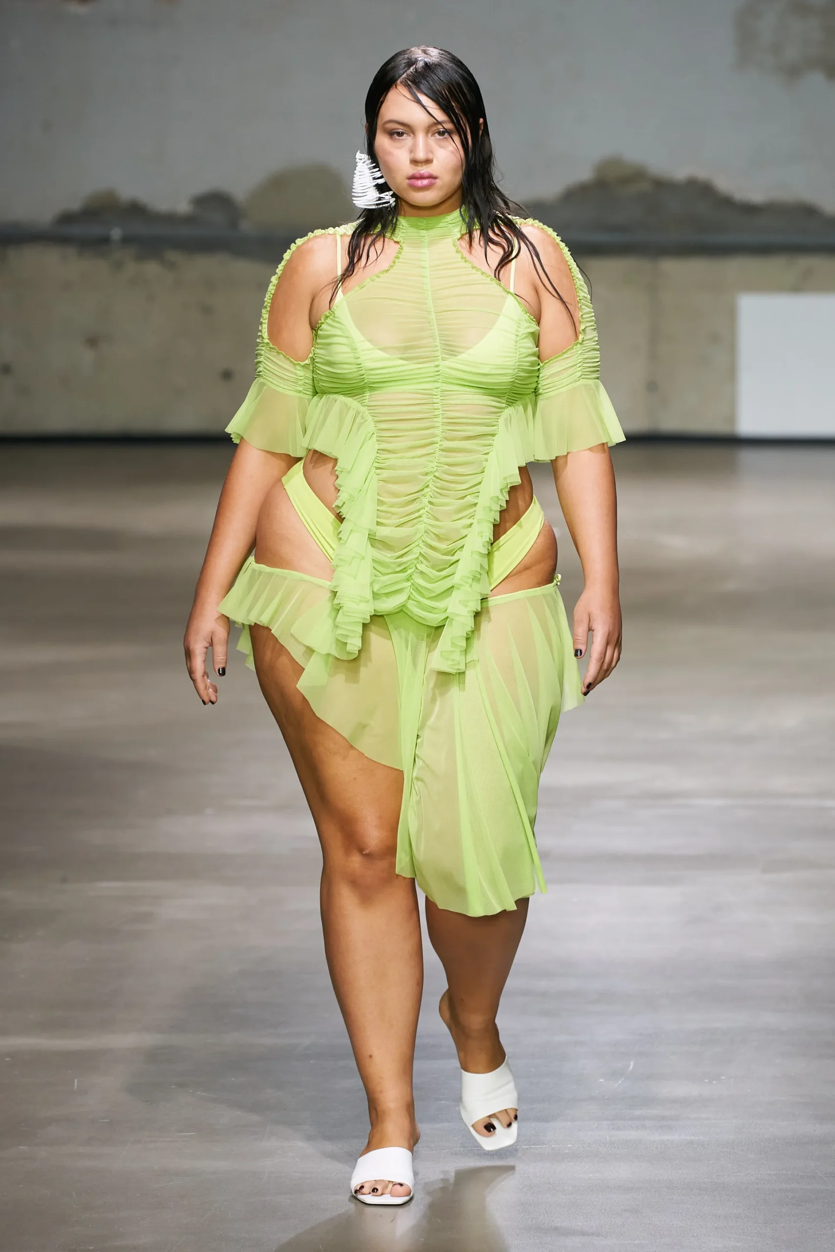 00002-ester-manas-spring-2023-ready-to-wear-credit-gorunway