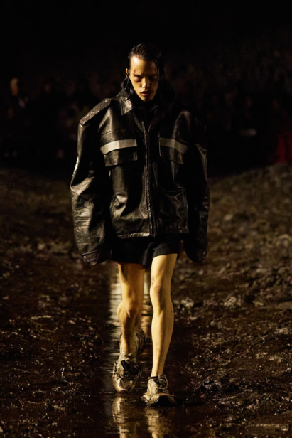 00003-balenciaga-spring-2023-ready-to-wear-credit-brand