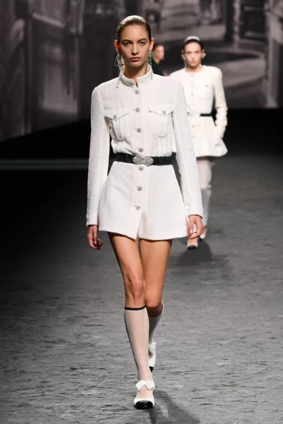 00003-chanel-spring-2023-ready-to-wear-credit-gorunway