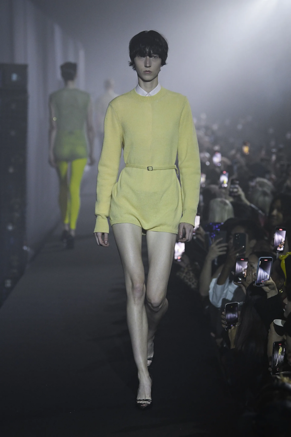 00003-raf-simons-spring-2023-ready-to-wear-credit-brand