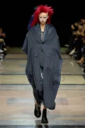00004-junya-watanabe-spring-2023-ready-to-wear-credit-gorunway