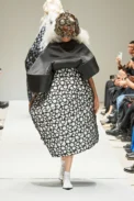 00007-comme-des-garcons-spring-2023-ready-to-wear-credit-gorunway