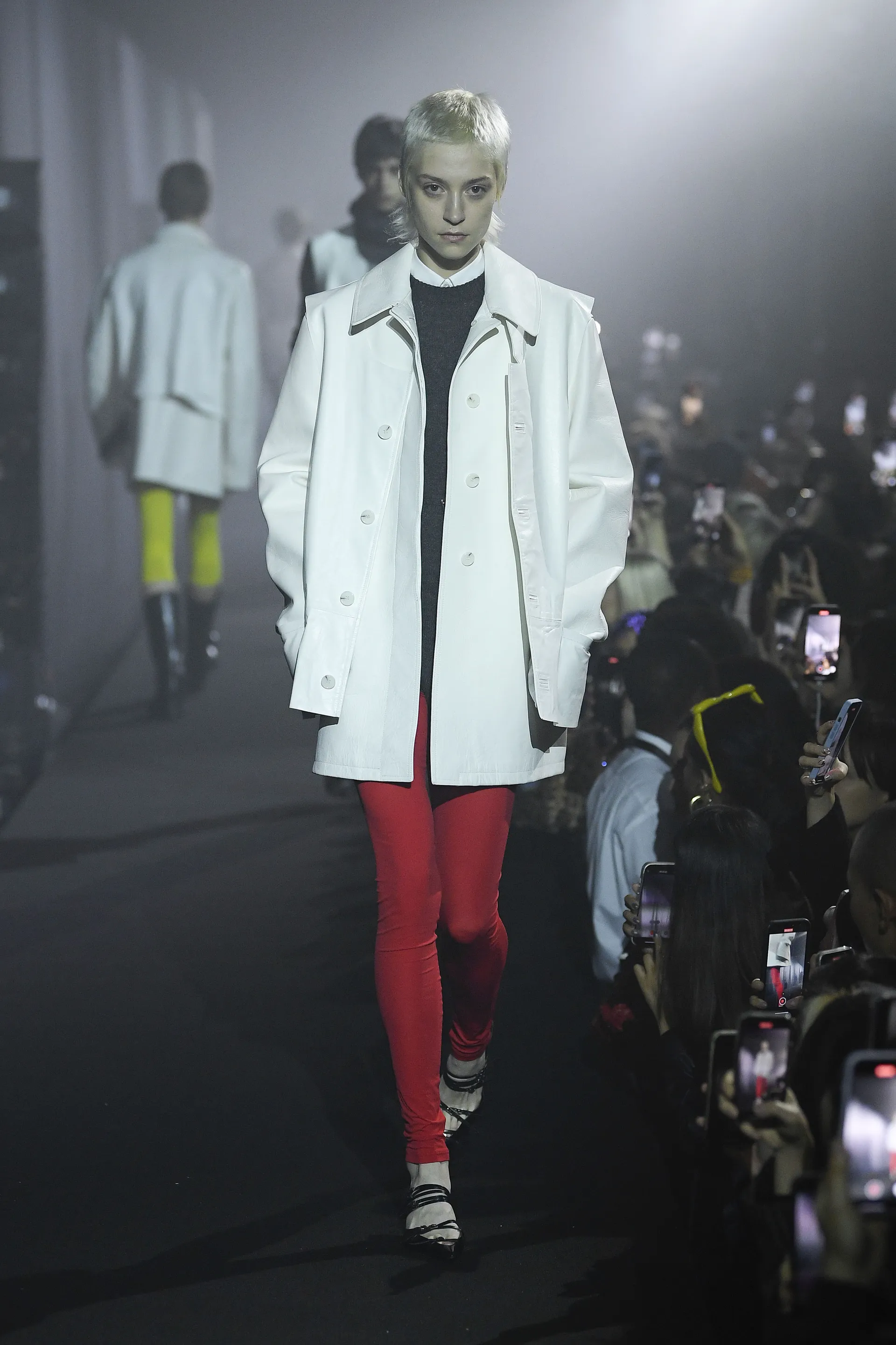 00007-raf-simons-spring-2023-ready-to-wear-credit-brand