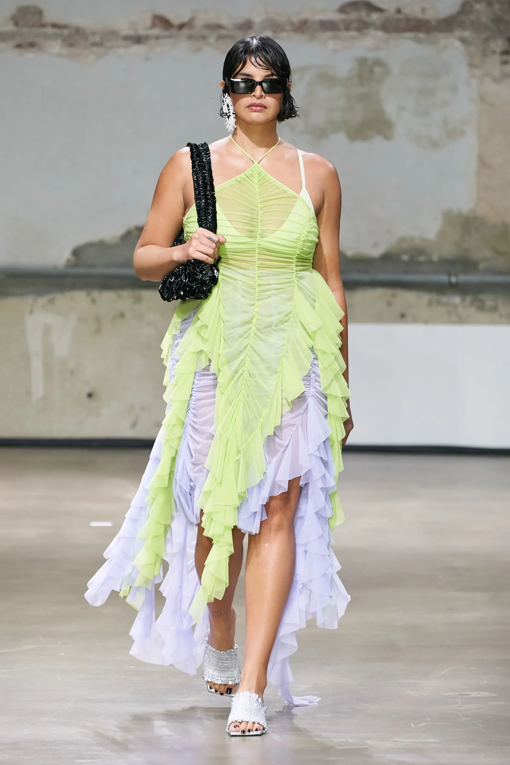 00008-ester-manas-spring-2023-ready-to-wear-credit-gorunway