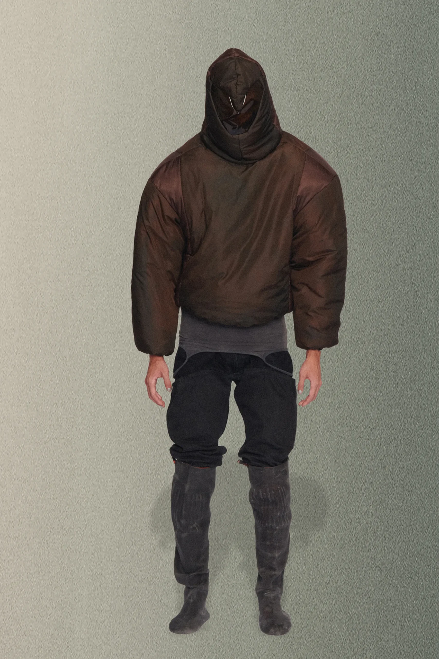 00009-yeezy-spring-2023-ready-to-wear-credit-brand