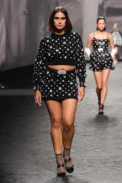 00010-chanel-spring-2023-ready-to-wear-credit-gorunway